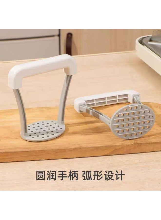Durable manual Vegetable Masher for mashed potatoes, vegetables, and fruits with a non-slip handle - Image 3